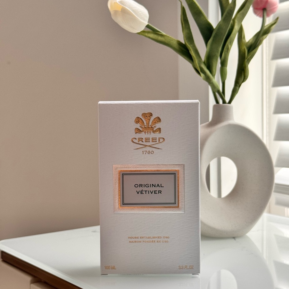 Creed Original Vétiver - Elegant White Packaging BOX ONLY😍